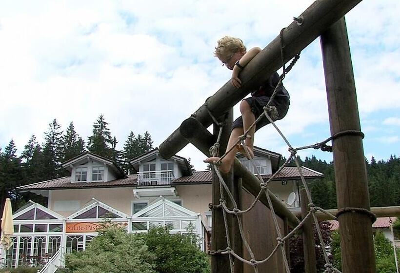 Landgasthof Zum Hirschenstein, Pension Garni