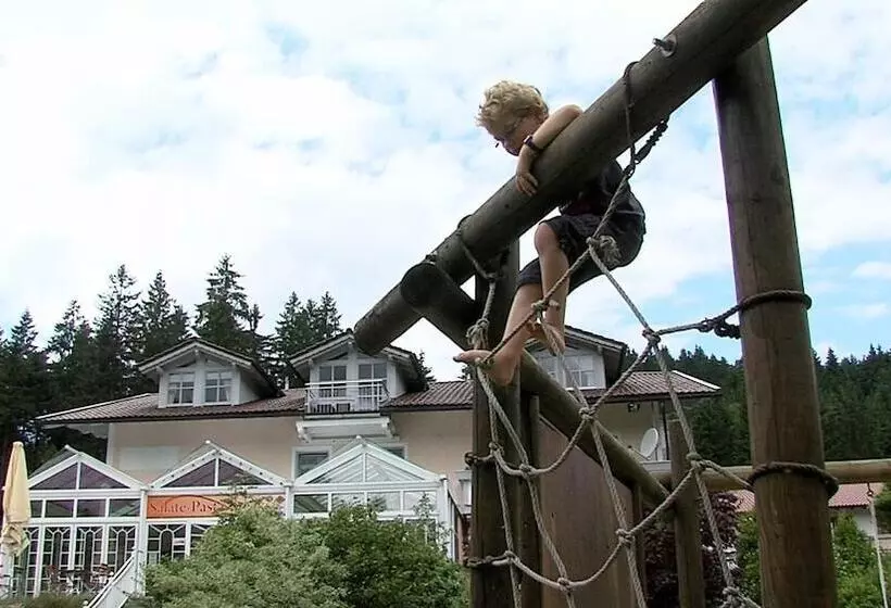 Landgasthof Zum Hirschenstein, Pension Garni