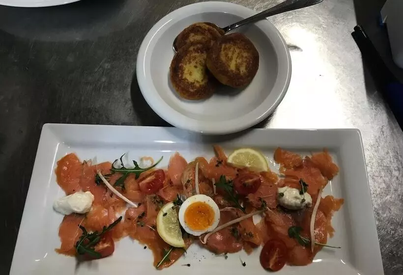 펜션 Gasthof & Hotel Goldener Hirsch