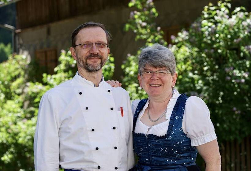 بنسيون Schwarzwaldgasthaus Linde