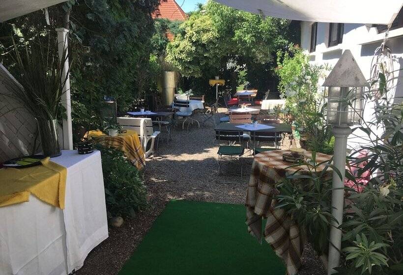 Pensão Und Restaurant Gasthaus Zur Pfalz