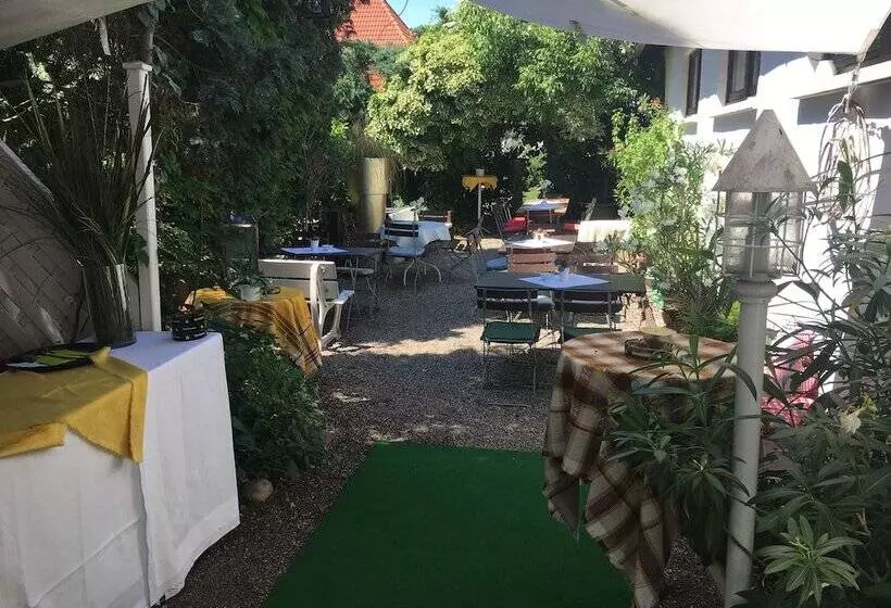 펜션 Und Restaurant Gasthaus Zur Pfalz