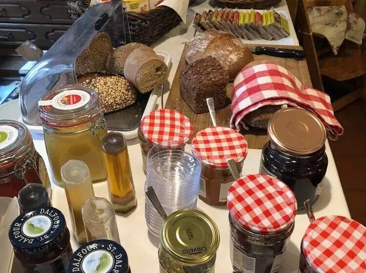 بنسيون Und Restaurant Gasthaus Zur Pfalz