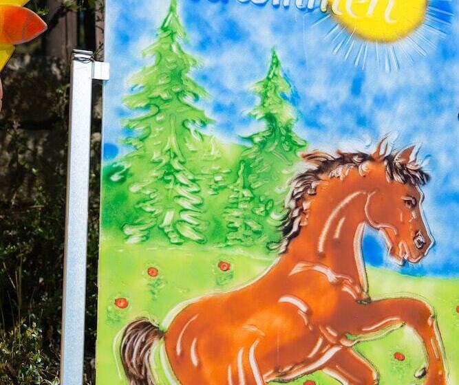 ペンション Wander Und Aktiv Hotel Rösslwirt