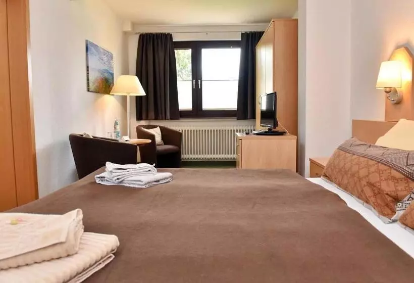 민박 Pension Der Berghof