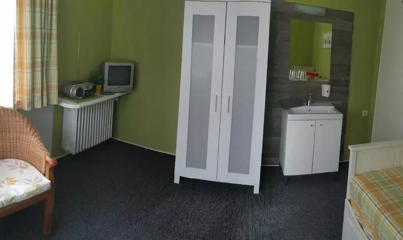 민박 Pension Eckerskorn