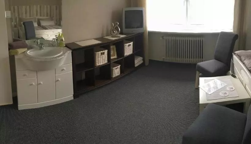 민박 Pension Eckerskorn