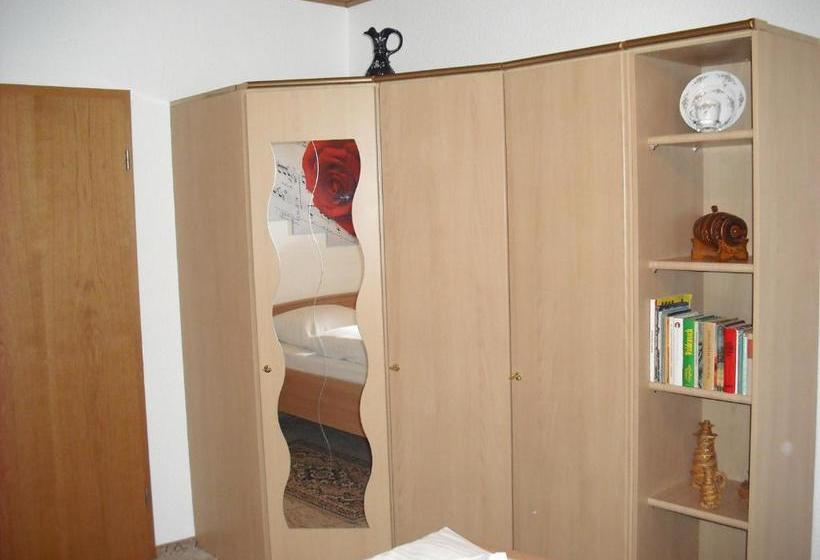 مبيت وإفطار Pension Möhring