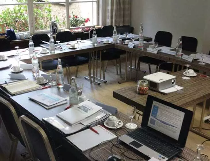 Отель Am Hofgarten