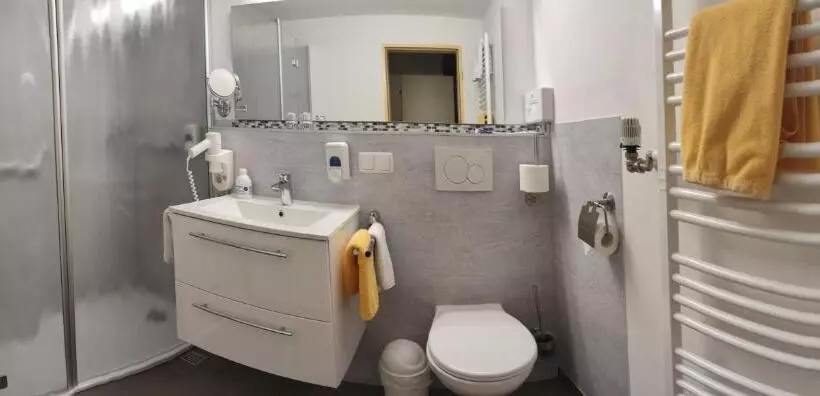 Отель Bad Pyrmonter Hof