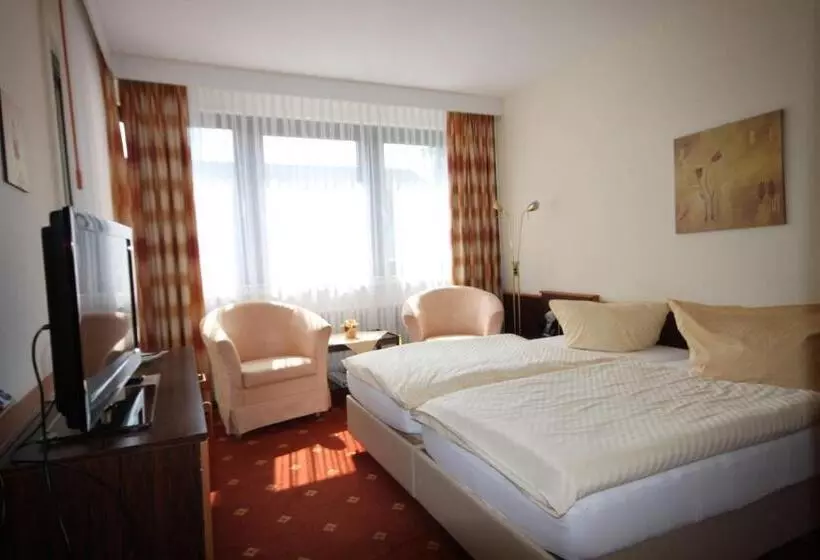 Отель Bad Pyrmonter Hof