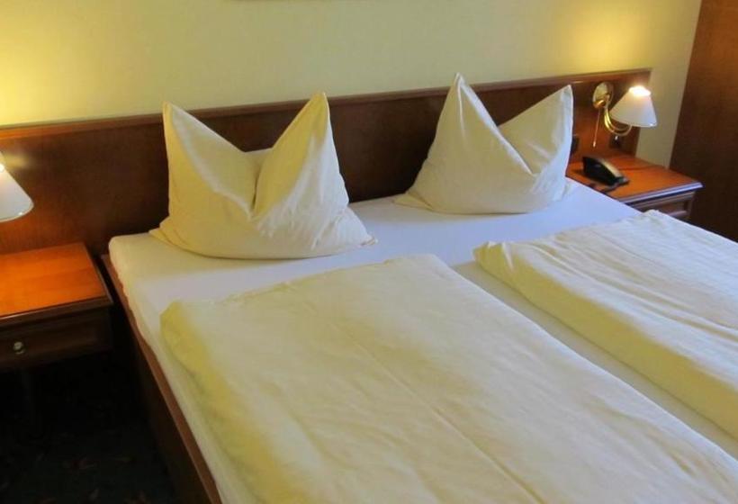 ホテル Brandiser Park