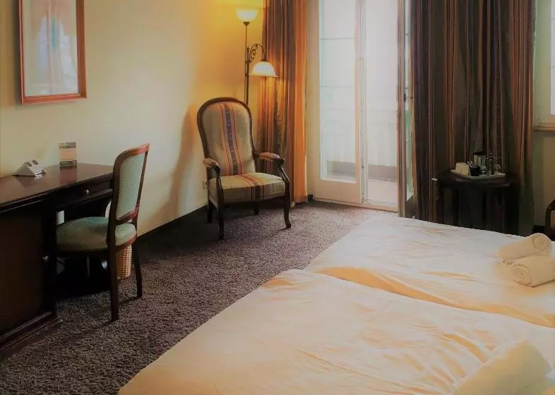 호텔 Brutsches Rebstock