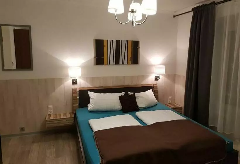 Отель City Central Promenade