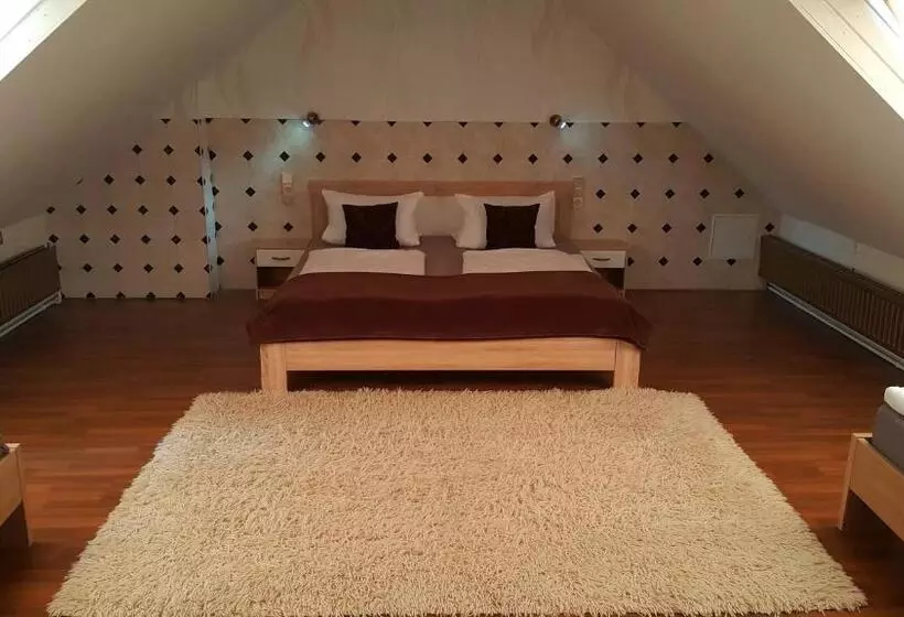 Отель City Central Promenade