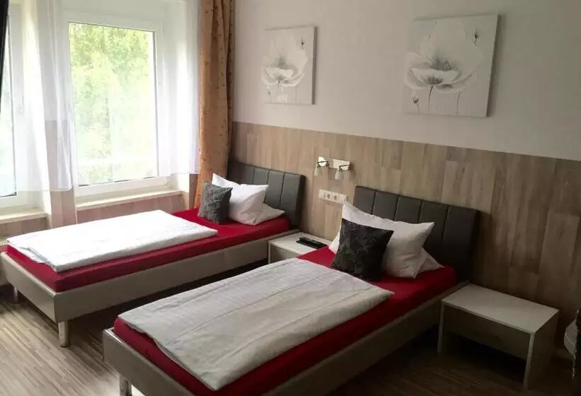 Отель City Central Promenade