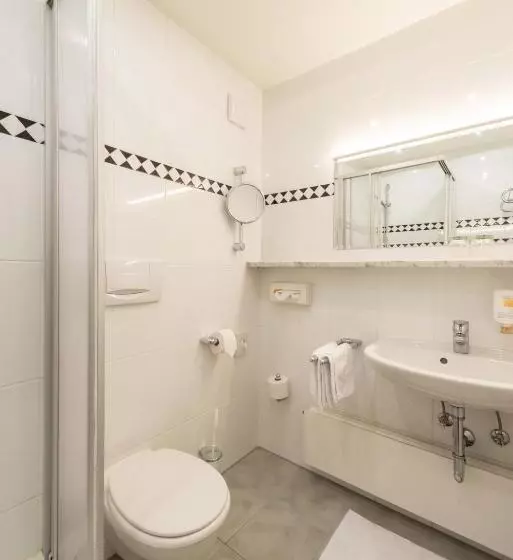 Отель Fischerwirt