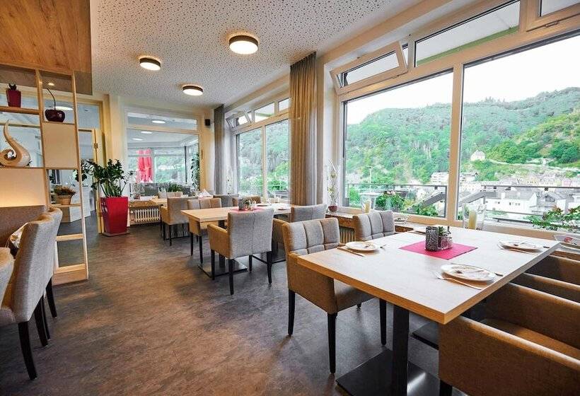 Flair Hotel Am Rosenhügel Garni