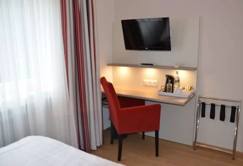 Flair Hotel Am Rosenhügel Garni