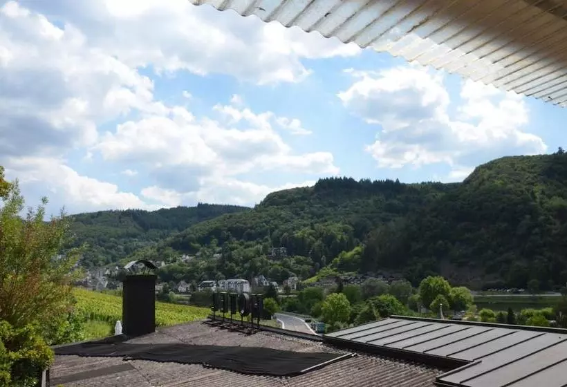 Flair Hotel Am Rosenhügel Garni