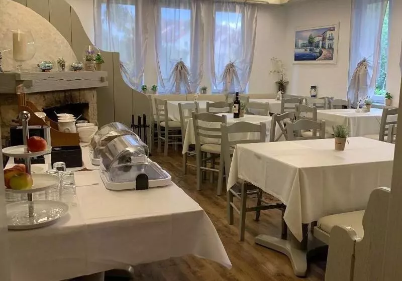 Отель Gasthof Konig Karl