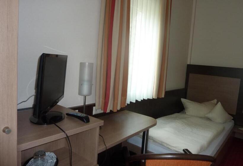 בית מלון כפרי Gasthof Konig Karl