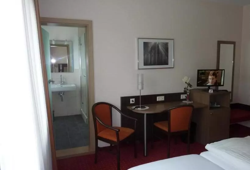 Отель Gasthof Konig Karl