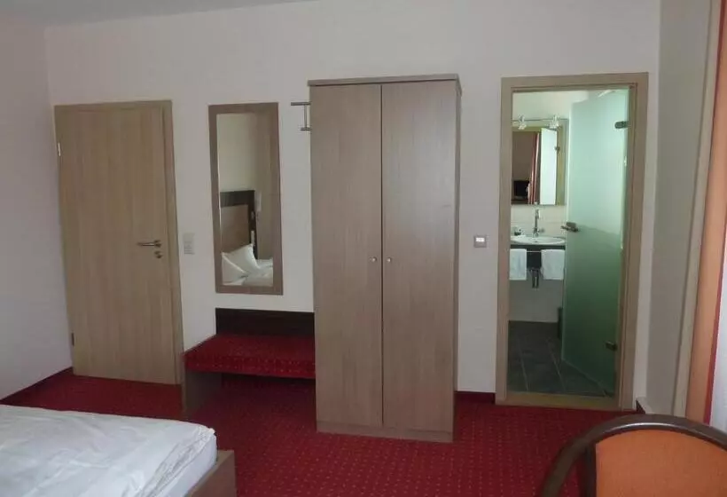 Отель Gasthof Konig Karl