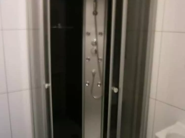 酒店 Gz Hostel Königswinter