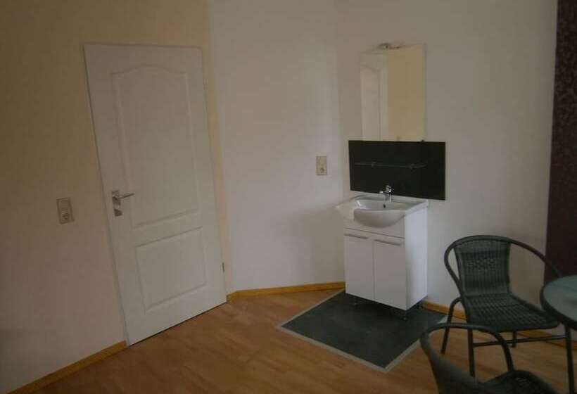 فندق Gz Hostel Königswinter