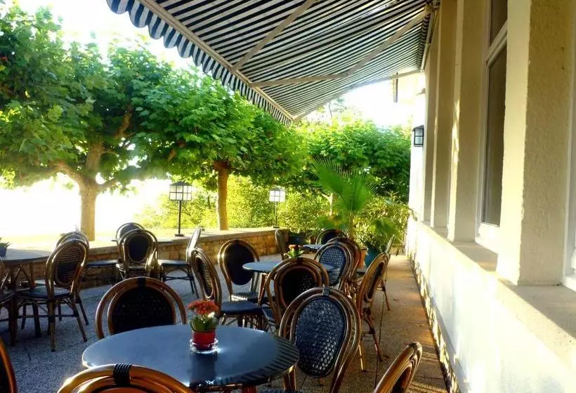 호텔 Café Restaurant  Johannisberg