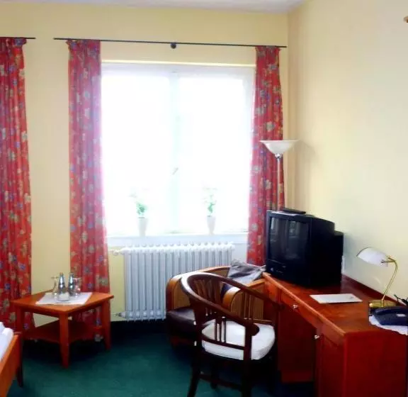 호텔 Café Restaurant  Johannisberg