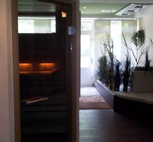 בית מלון כפרי Orbtal