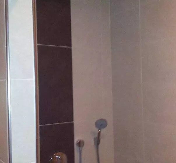 בית מלון כפרי Orbtal