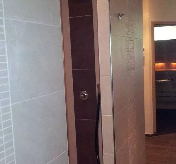 בית מלון כפרי Orbtal