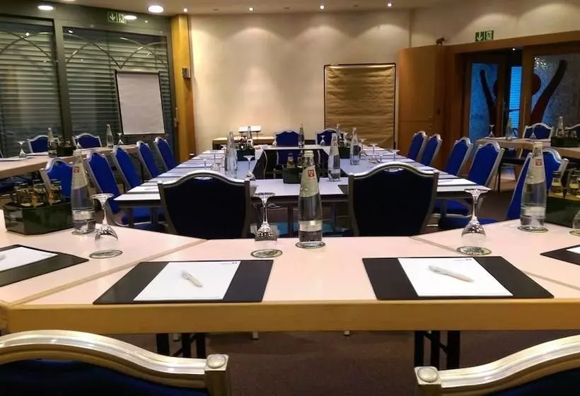 בית מלון כפרי Orbtal