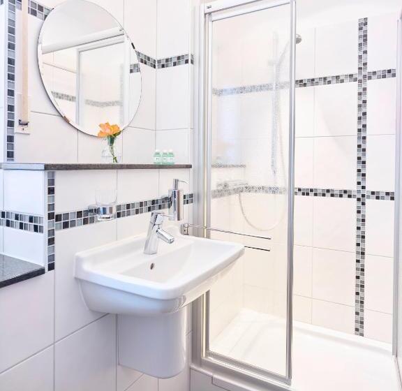 בית מלון כפרי Portofino