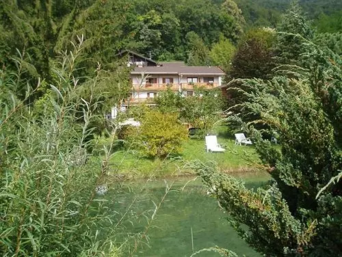 酒店 Ferienwohnungen Quellenhof