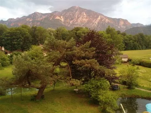 酒店 Ferienwohnungen Quellenhof