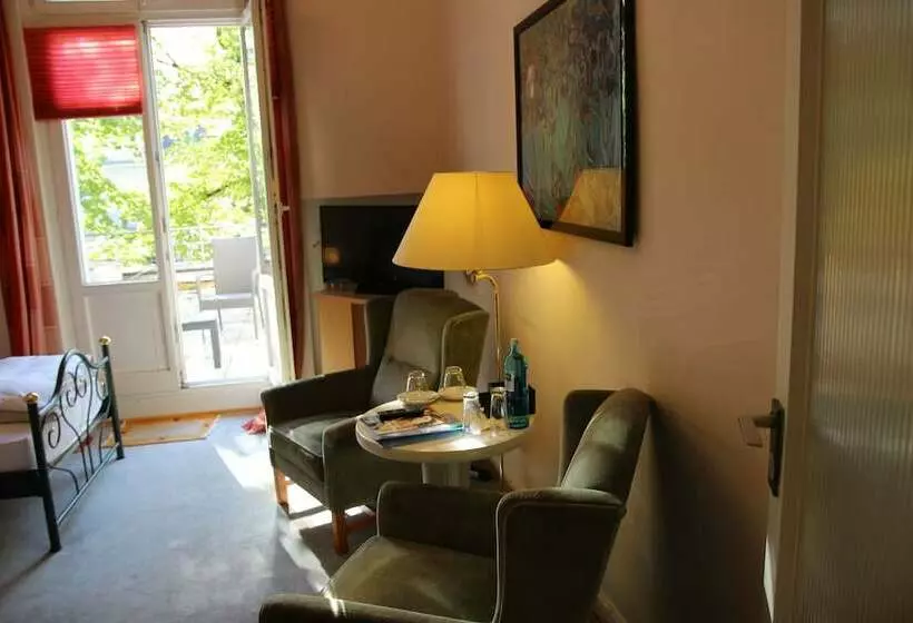 בית מלון כפרי Rheinland Bonn - Bad Godesberg