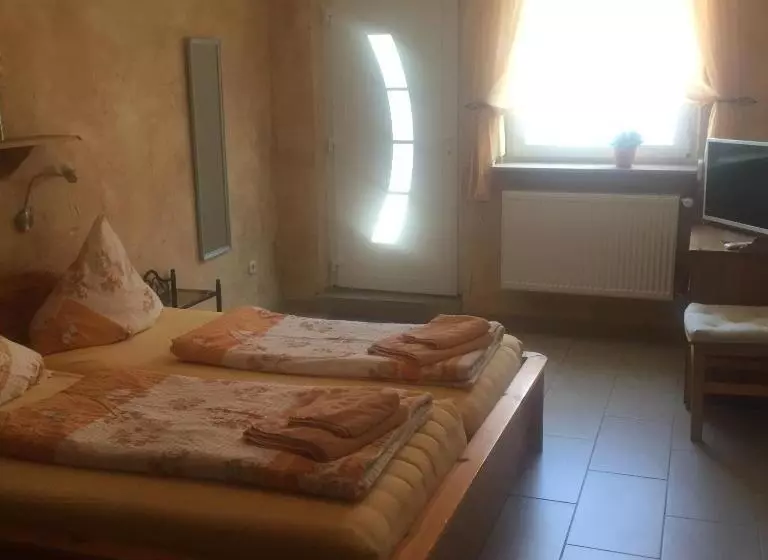 Pension Lelila Rust   Ex Gästehaus Milella