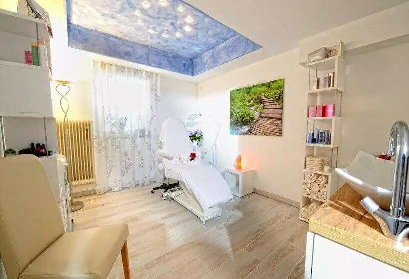 Wellnesshotel Rothfuss Mit Spa Und 2 Schwimmbädern