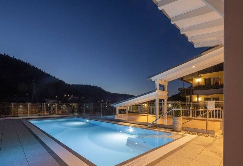 Wellnesshotel Rothfuss Mit Spa Und 2 Schwimmbädern