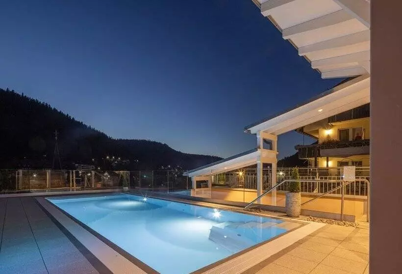 Wellnesshotel Rothfuss Mit Spa Und 2 Schwimmbädern