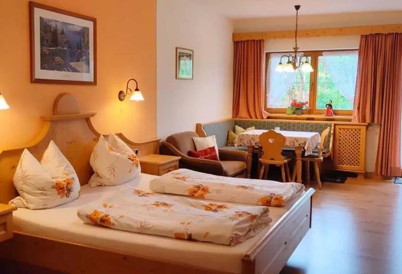 Bed and Breakfast Pension Berghof