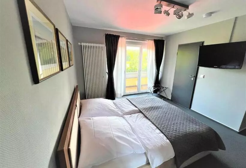 هتل Aggerschlösschen