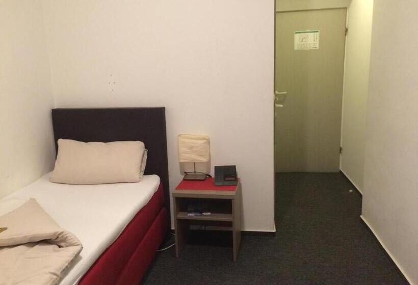 Central Hotel Troisdorf