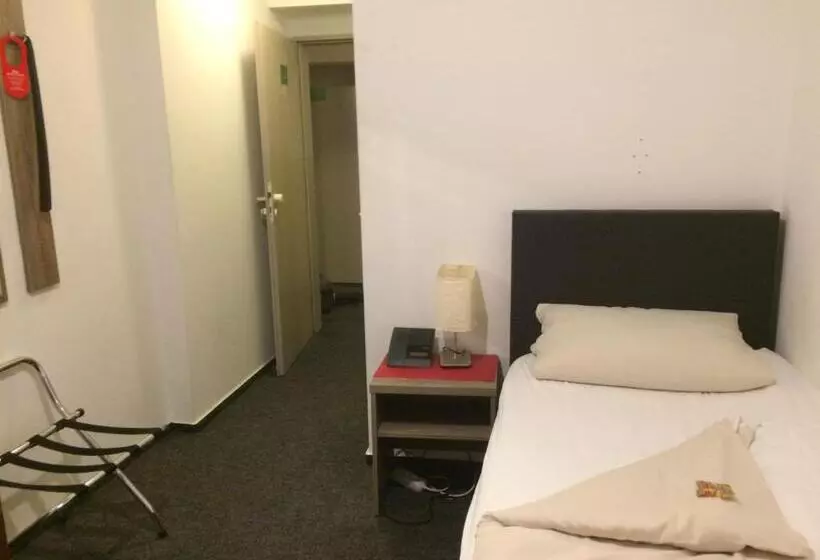 Central Hotel Troisdorf