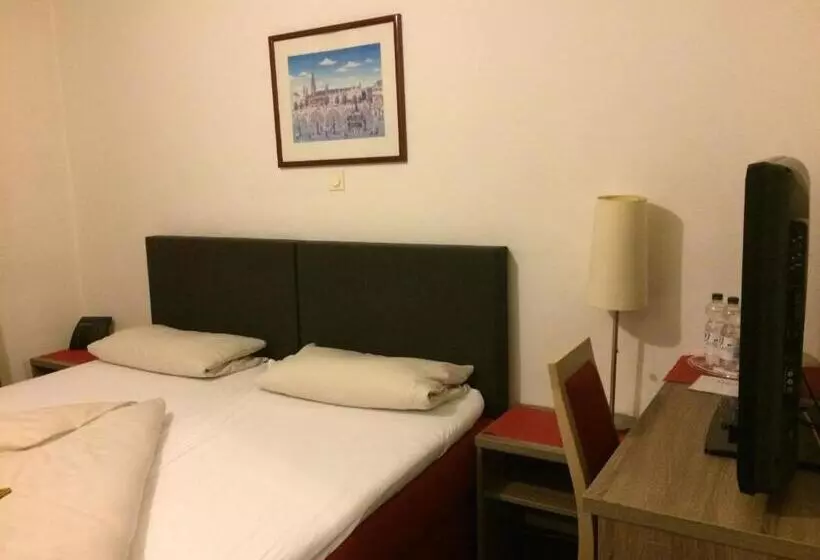 Central Hotel Troisdorf