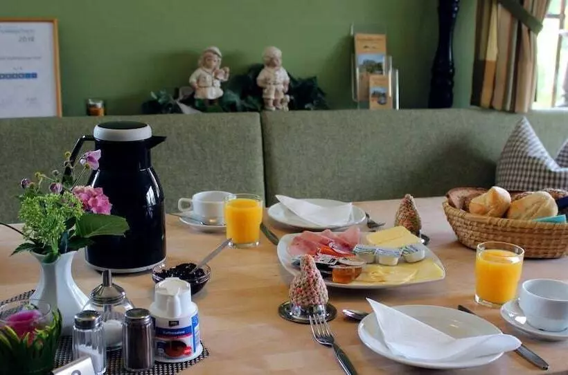 בית מלון כפרי Landgasthaus Veltheimer Hof